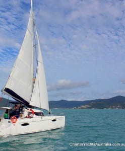 Vela Perfecta Fontaine Pajot - Under Sail