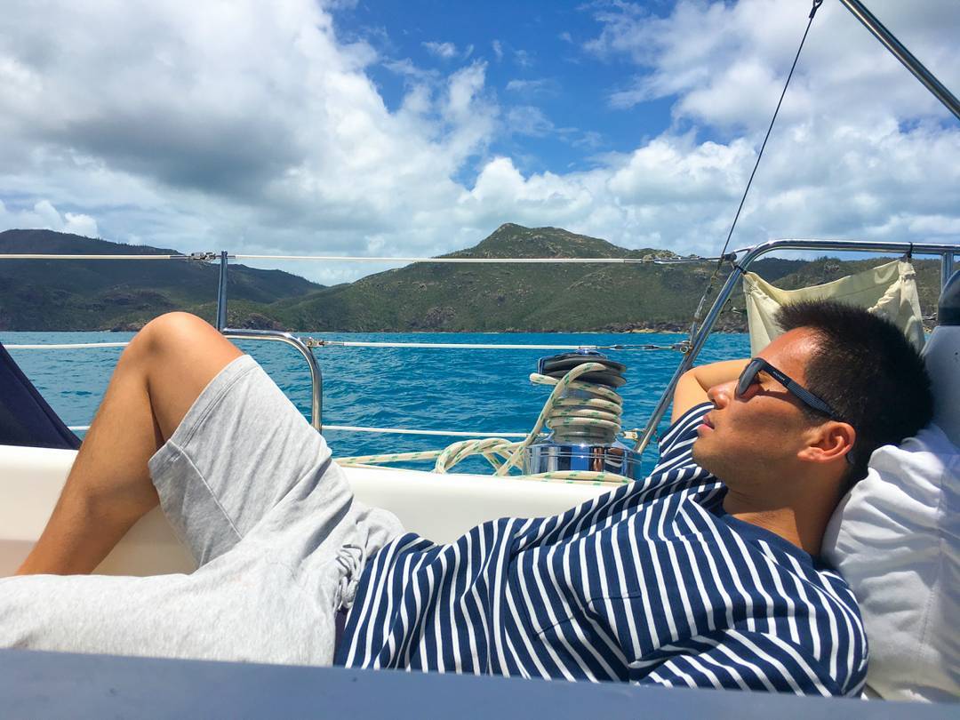 Relaxing on a bareboat in the Whitsundays