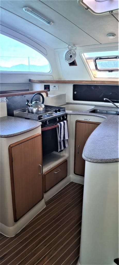 “Aliara” Leopard 42 Sailing Catamaran