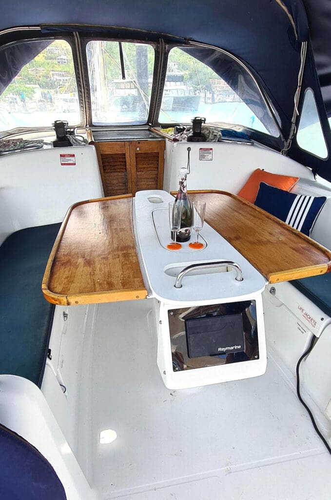 “Chirping Bird” Beneteau 43