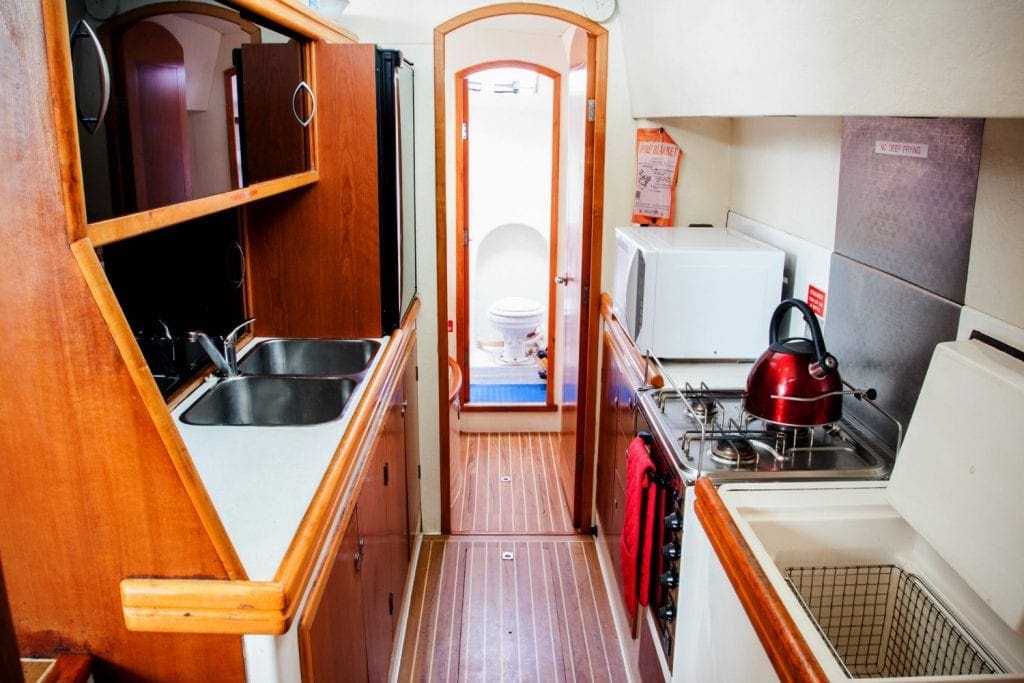 “Divocean” 38 Venturer