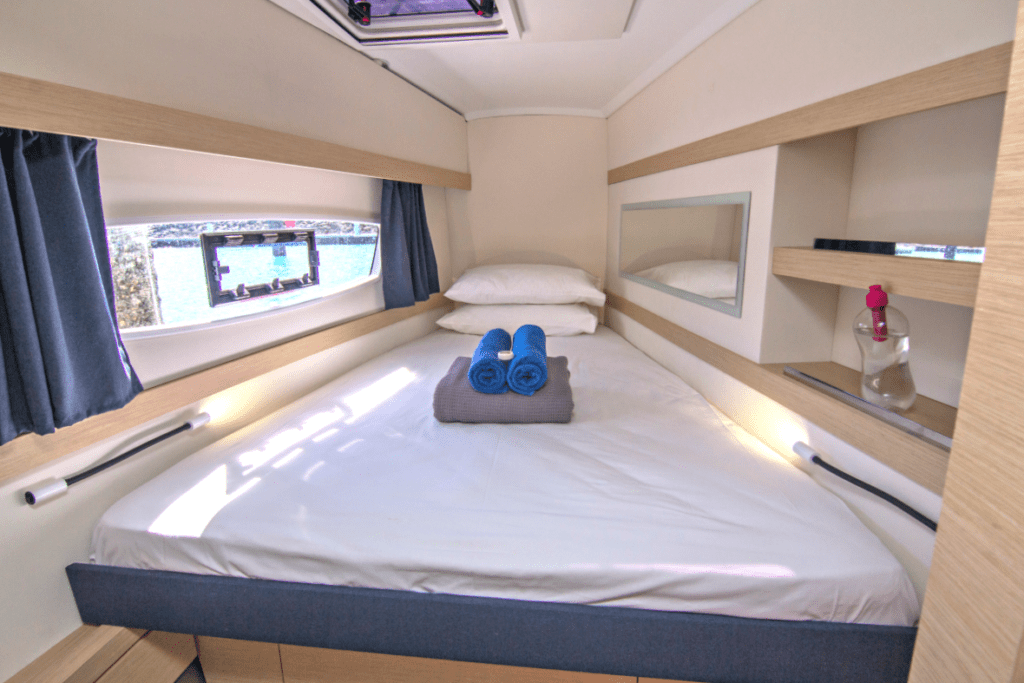 “Mandala” Fountaine Pajot Lucia 40