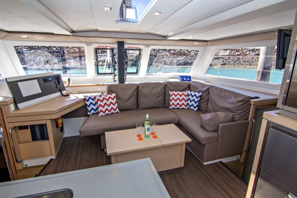 “Mandala” Fountaine Pajot Lucia 40