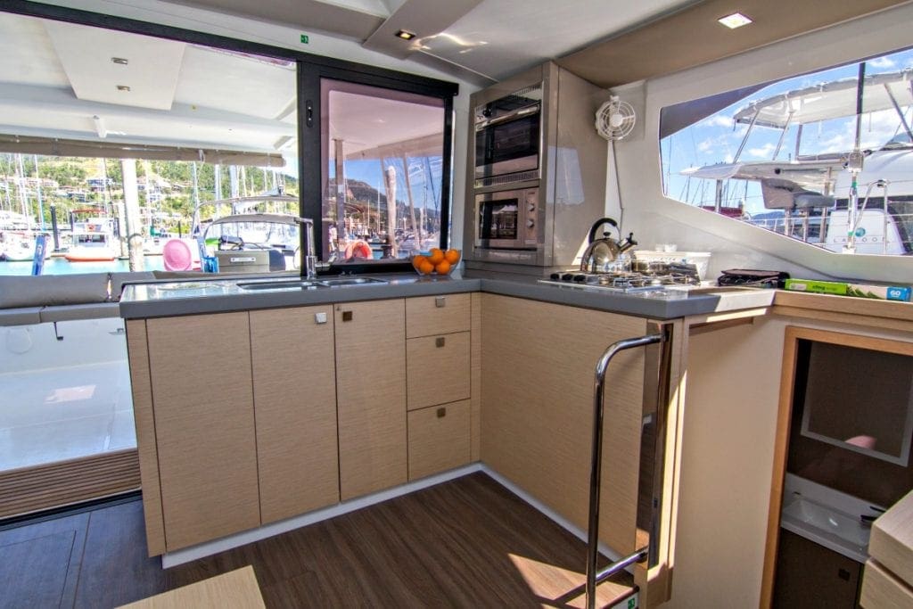 “Mandala” Fountaine Pajot Lucia 40