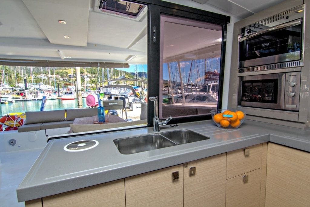 “Mandala” Fountaine Pajot Lucia 40