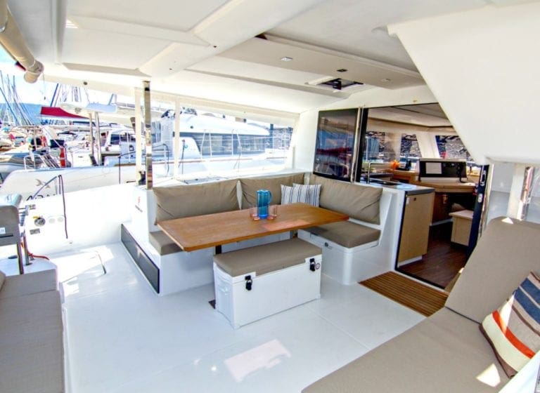 “Mandala” Fountaine Pajot Lucia 40