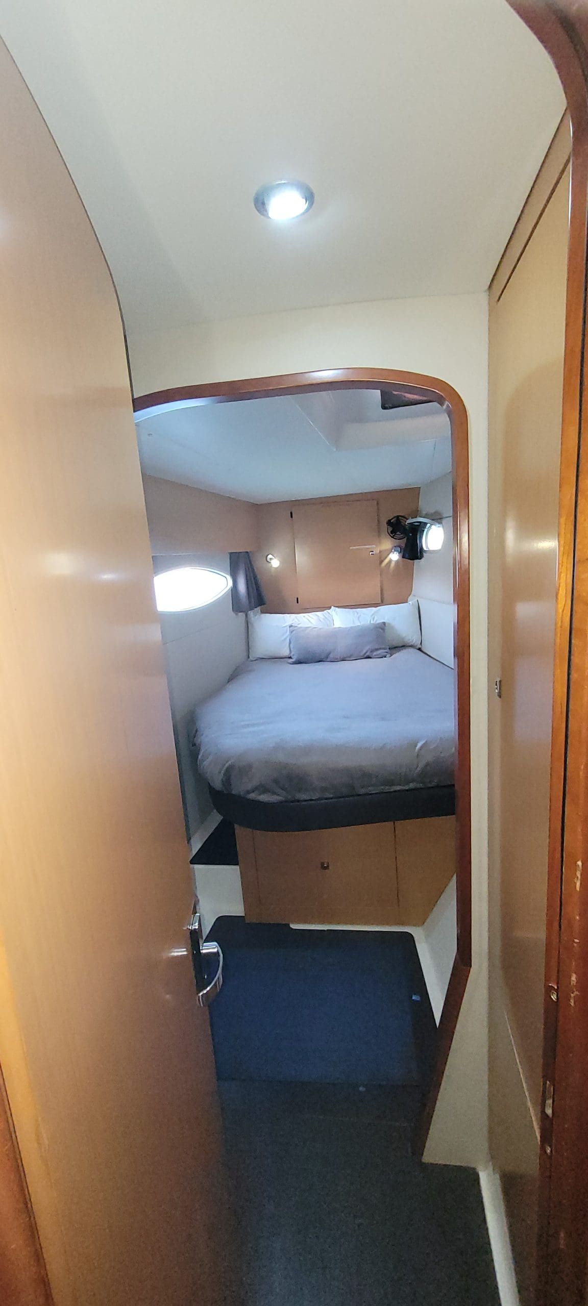“Prime Time” Fountaine Pajot Salina
